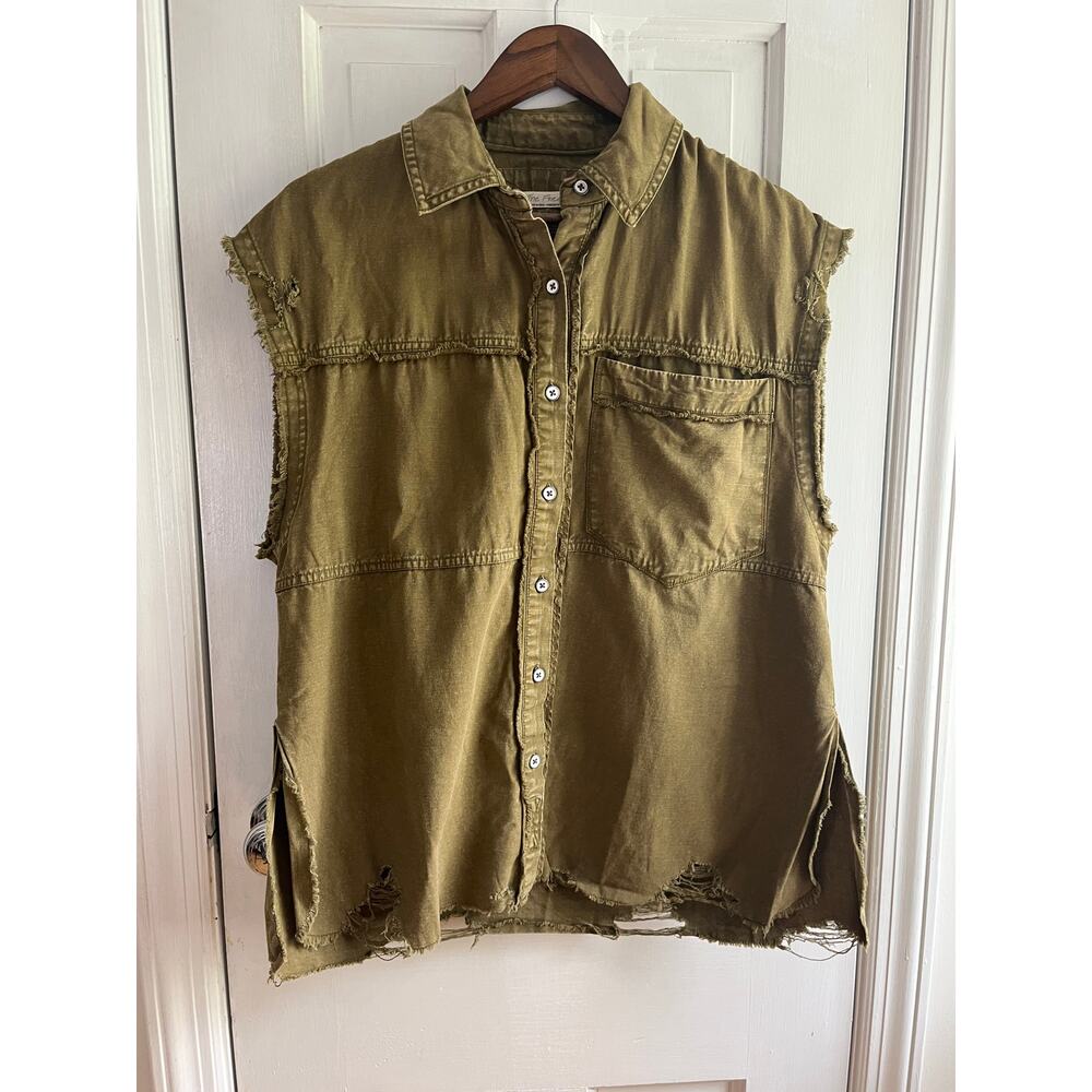 We The Free People Drifter Vest - Olive Green Distressed - Size Small - EUC